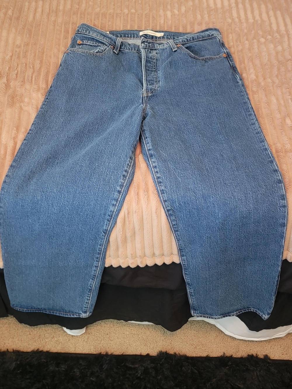 Levi's Premium Ribcage Straight Ankle Jeans - "Georgie" Medium Wash - 32x27